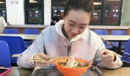 娱乐吃瓜酱食堂大叔,大叔带你领略娱乐圈的酸甜苦辣